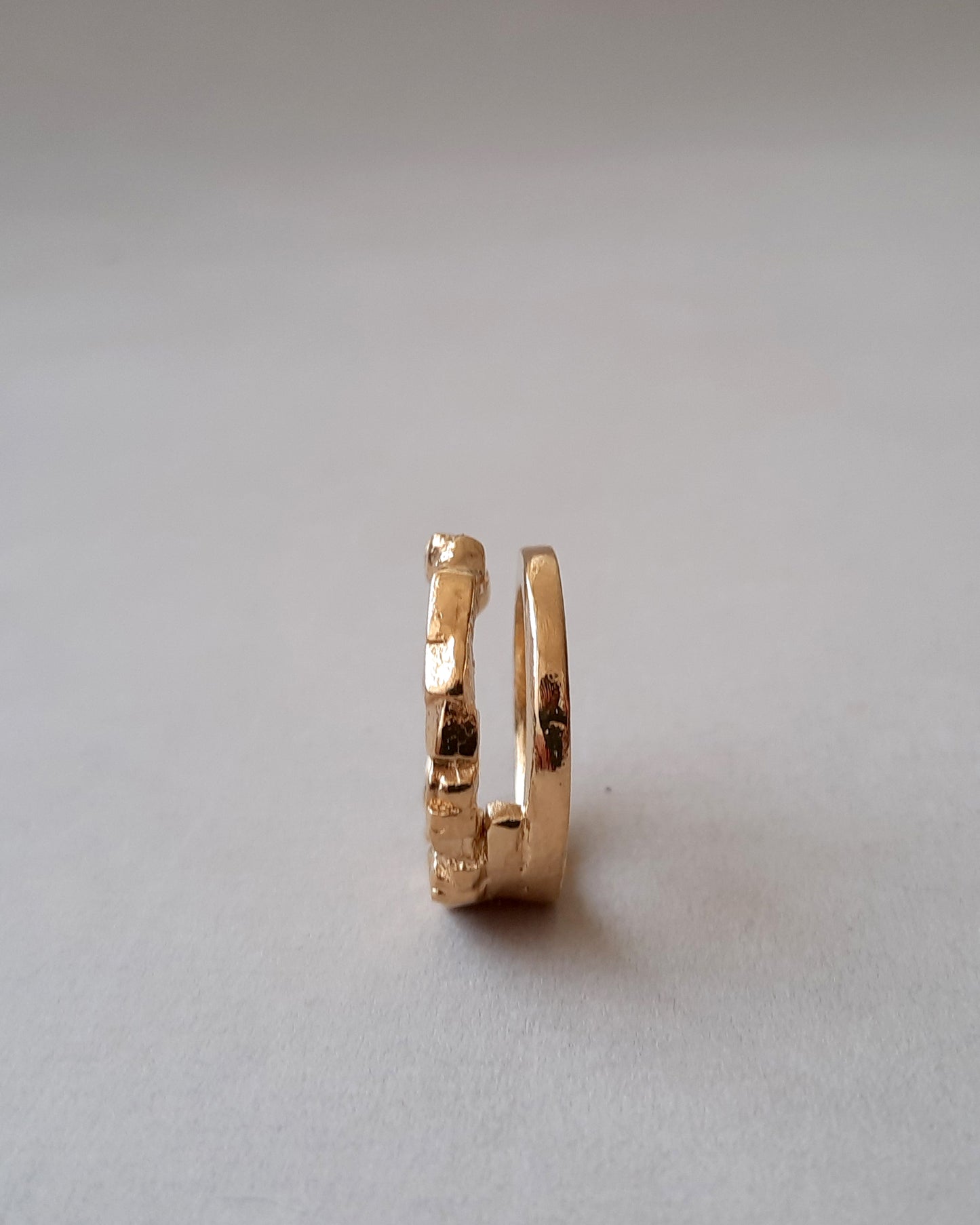 Leo Ring Gold