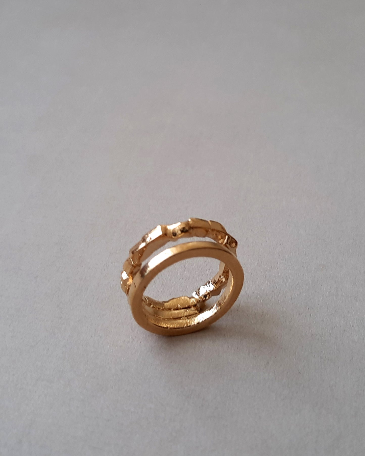 Leo Ring Gold