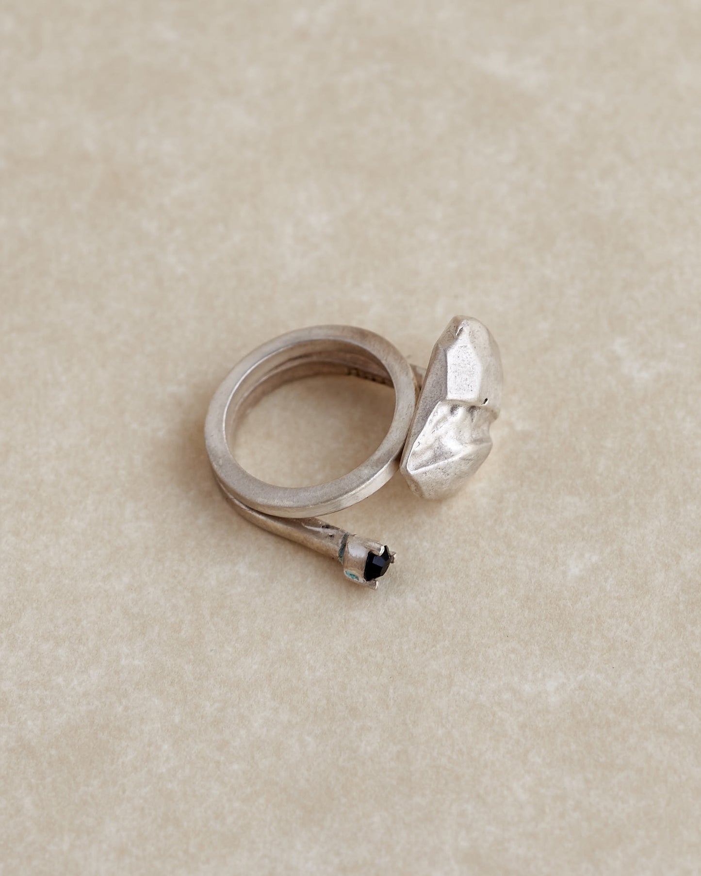Isla Ring