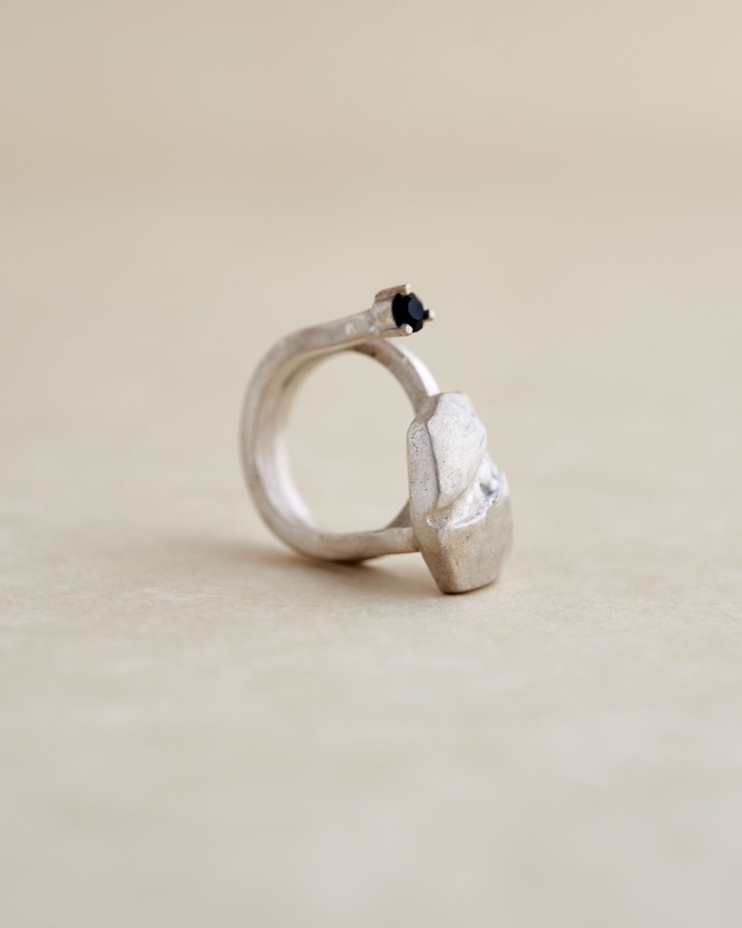 Isla Ring
